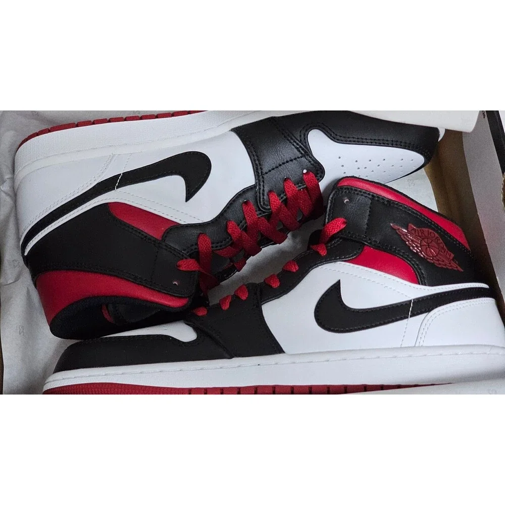 Nike Air Jordan 1 Mid Sneaker Shoes Gym Red Black Toe Men's 10 DQ8426-106 11.5W